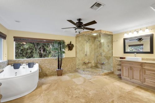 8813 Wendy Ln, West Palm Beach FL  33411-6522 exterior