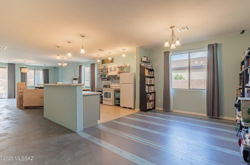 60664 Eagle Mountain Dr, Tucson, AZ 85739-5944