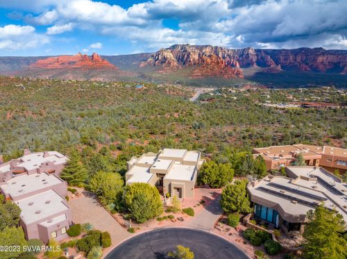 215 Calle Francesca, Sedona AZ 86336-4761 exterior