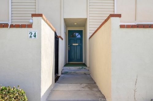 1988 Rolling Vista Dr, Lomita, CA 90717-3761