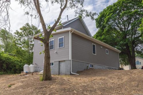 108 South St, Marlborough NY  12542-5620 exterior