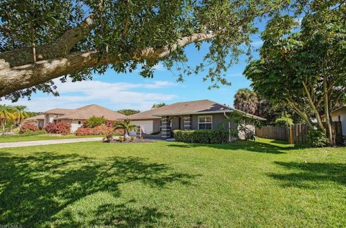 2439 River Reach Dr, Naples, FL 34104-6928
