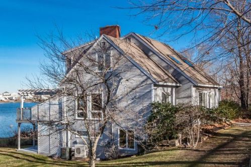 685 Jerusalem Rd, Cohasset MA  02025-1410 exterior