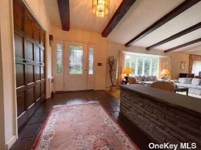 17 Brand St, San Remo, NY 11754-1750