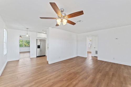 1121 Summit Blvd, West Palm Beach FL  33405-3031 exterior