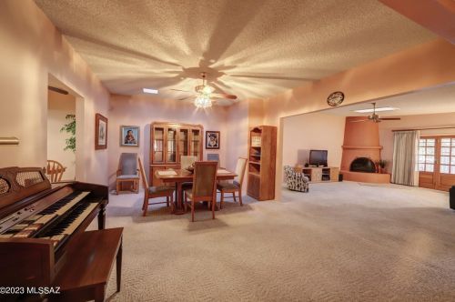 12040 Claim Jumper Sq, Tucson, AZ 85749-9200