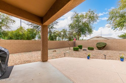 3890 Ashley Dr, Chandler AZ 85249-5261 exterior