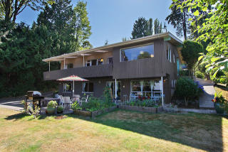 8915 45th Ave, Seattle, WA 98115-3843