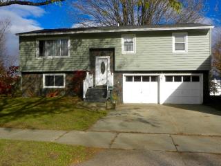 158 James Ave, Burlington, VT 05408-1019