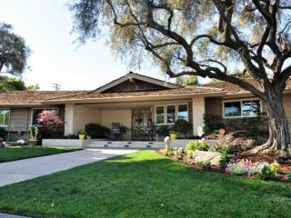 2680 Canal Dr, Turlock CA  95380-4406 exterior