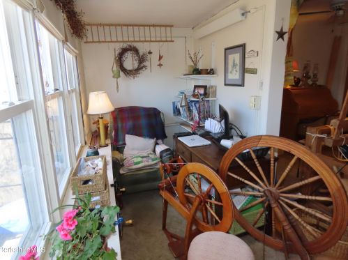 15 Mdw St, Adams MA  01220-1963 exterior