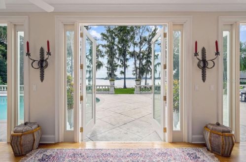 155 Oakleigh Ln, Maitland FL  32751-5838 exterior