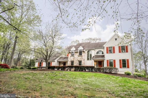 4 Beechwood Cir, Chadds Ford PA  19317-9109 exterior
