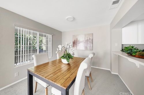 37 Greenfield, Irvine CA 92614-7051 exterior