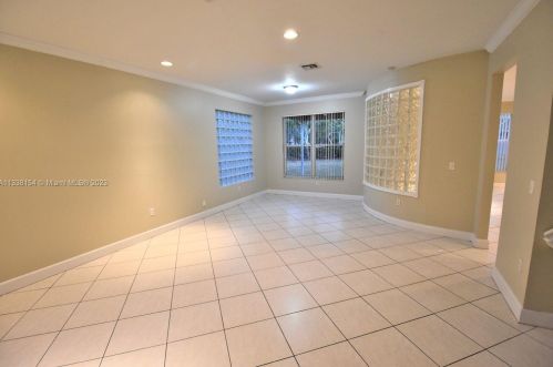 16362 28th St, Hollywood FL  33027-5207 exterior