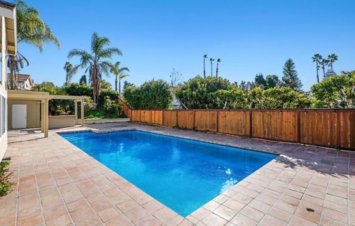3205 La Costa Ave, Carlsbad CA  92009-7709 exterior