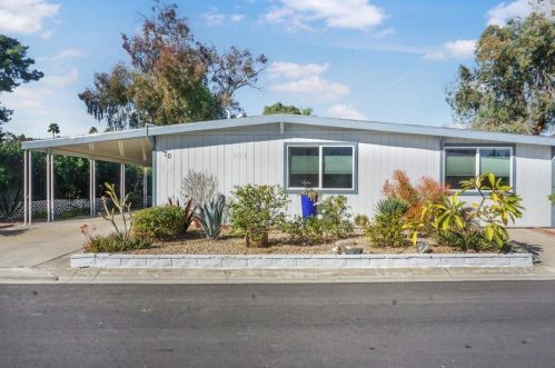 70 Paseo Laredo, Cathedral City CA  92234-1518 exterior