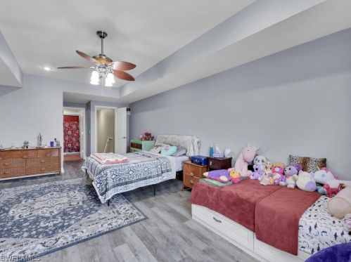 2220 15th St, Cape Coral, FL 33909-0017