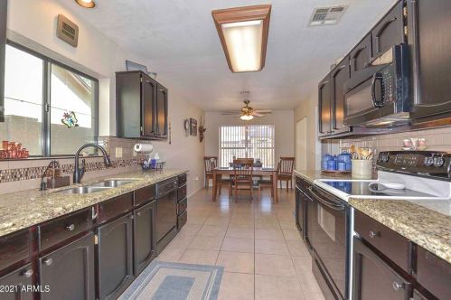4208 Cielo Grande, Glendale AZ  85310-4093 exterior
