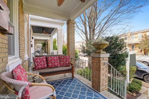 1829 Bay St, Washington, DC 20003-2510