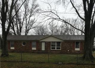 2209 Green Acres Dr, Clarksville, TN 37042-5610