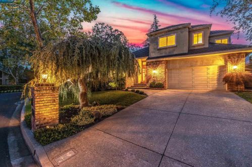 27 Sugar Pine Ln, Danville, CA 94506-4534