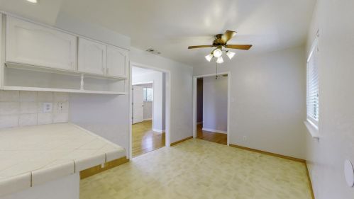 420 Sherwood Dr, Gilroy CA  95020-4221 exterior