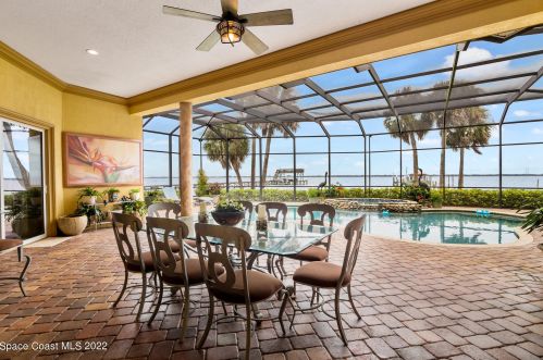 3618 Indian Riv Dr, Cocoa FL 32926-8705 exterior