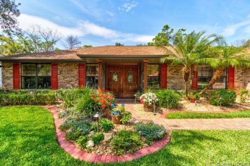 1879 Spruce Creek Blvd, Daytona Beach FL  32128-6742 exterior