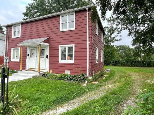 184 Pearl Harbor St, Bridgeport, CT 06610-2380