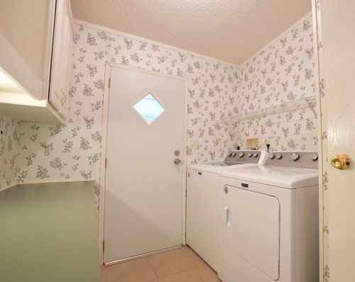 939 Wren Cir, Sebastian FL  32976-7508 exterior