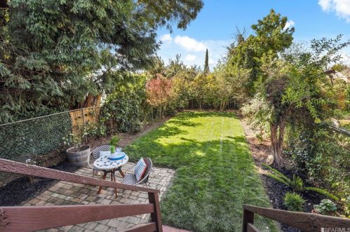 3061 Dakota St, Oakland CA 94602-3801 exterior