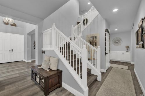 585 Topeka Ln, Vacaville CA 95687-4353 exterior