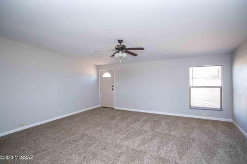 11028 Massingale Rd, Tucson, AZ 85743-8740