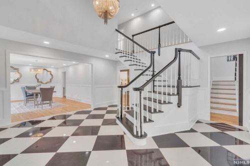 32 Brandywine Pl, Oakland NJ  07436-2321 exterior