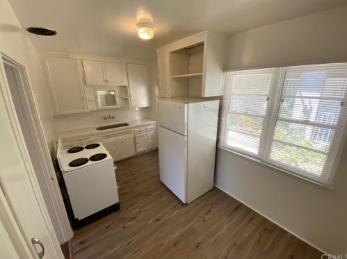 4115 1st St, Long Beach, CA 90803-2904
