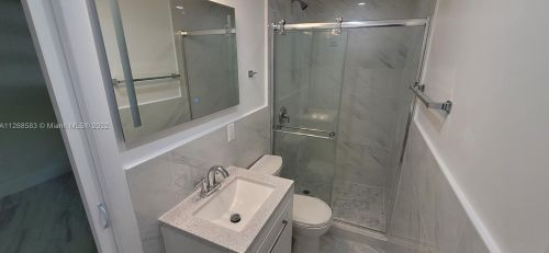 1426 22nd Ave, Hollywood FL 33020-2001 exterior