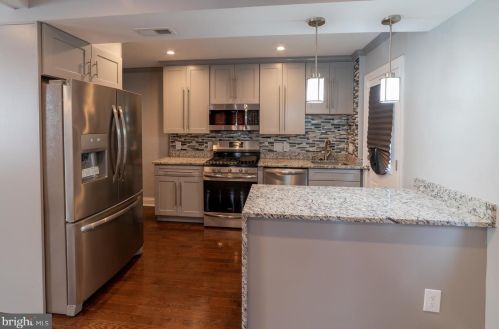 3932 Clay Pl, Washington DC  20019-3337 exterior