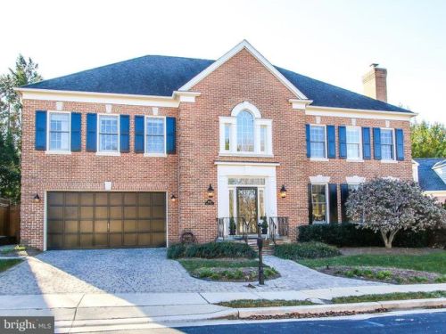5020 Warren St, Washington, DC 20016-4370