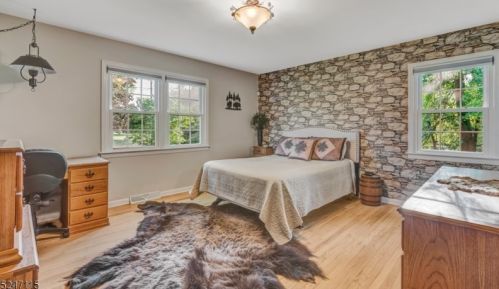 1751 Circle Dr, Martinsville NJ  08836-2148 exterior