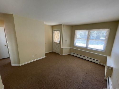 94 Sunnyside Ave, Waterbury CT  06708-3580 exterior