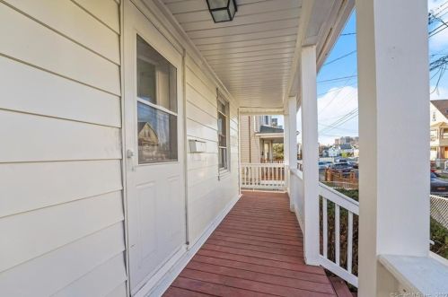 219 6th St, Bridgeport CT  06607-1046 exterior