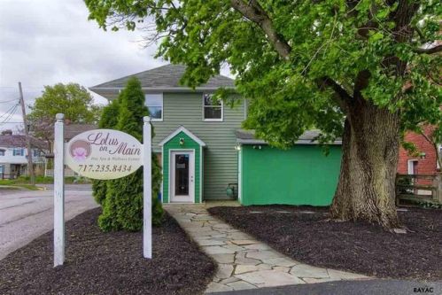 60 Main St, Shrewsbury, PA 17361-1322