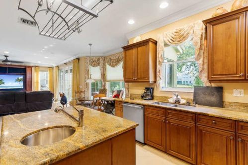 9741 Roche Pl, West Palm Beach FL  33414-6490 exterior