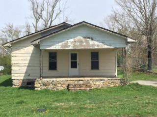 204 Hoyt Ave, Monterey, TN 38574-1215