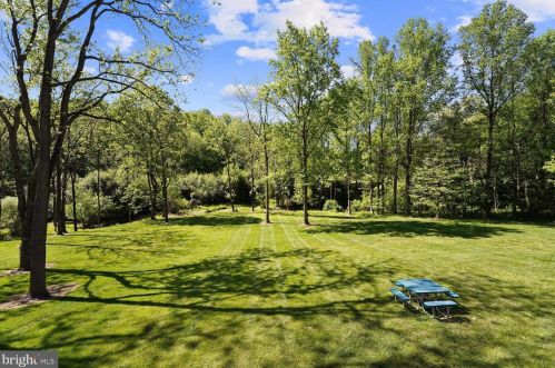 813 Marlboro Spring Rd, Kennett Sq PA  19348-1313 exterior