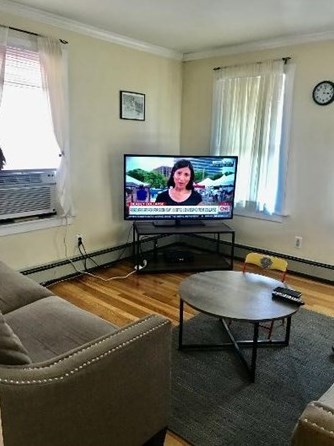 20 Alger Ave, Taunton, MA 02780-1714