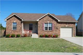 685 Foxfield Dr, Clarksville, TN 37042-7073
