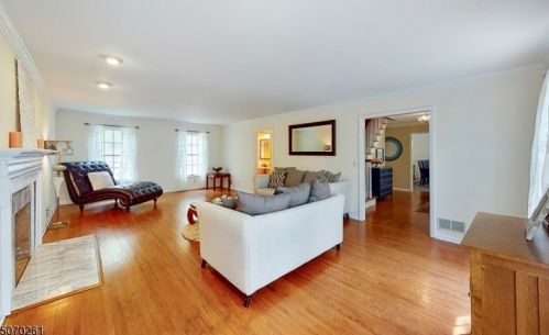 3 Country Ln, Califon NJ  07830-3437 exterior