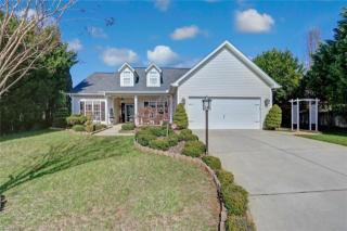 255 Creekview Dr, Kernersville NC  27284-6832 exterior